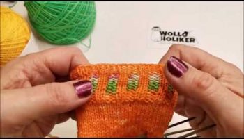 Zweifarbiges Socken B&uuml;ndchen stricken