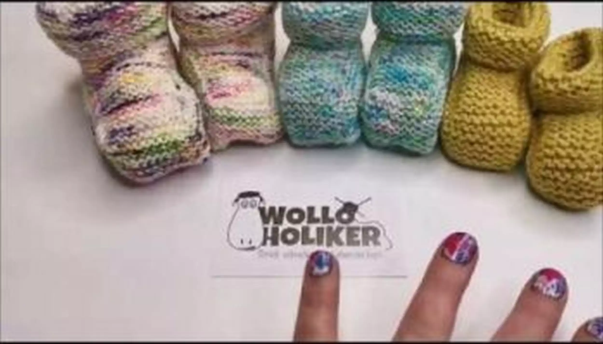 Einfache Babypuschen stricken